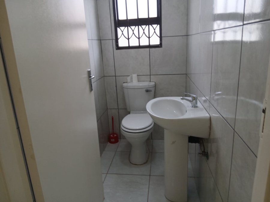2 Bedroom Property for Sale in Dawn Park Gauteng