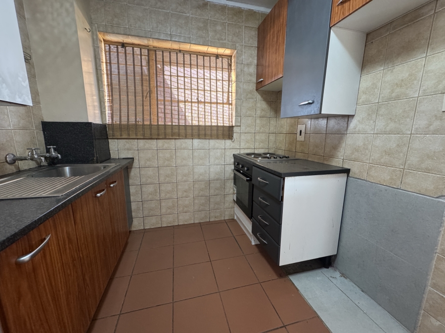 2 Bedroom Property for Sale in Malvern East Gauteng
