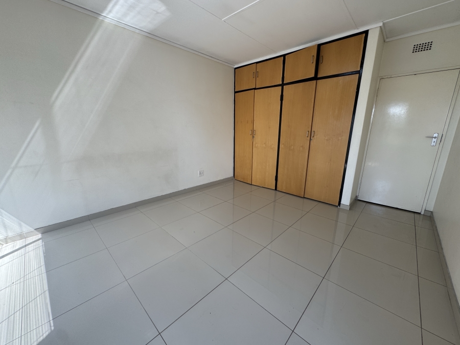 2 Bedroom Property for Sale in Malvern East Gauteng