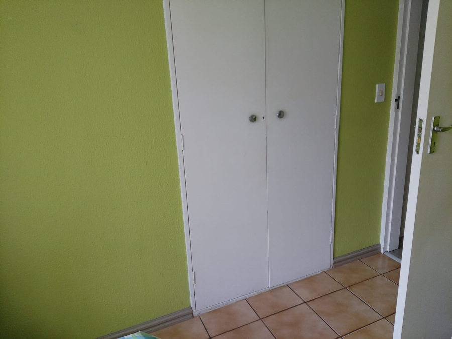 3 Bedroom Property for Sale in Illiondale Gauteng