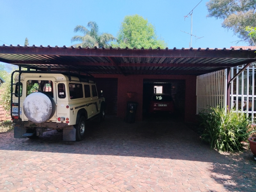 3 Bedroom Property for Sale in Illiondale Gauteng