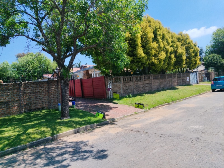 3 Bedroom Property for Sale in Illiondale Gauteng