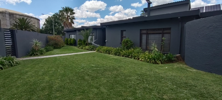 4 Bedroom Property for Sale in Fochville Gauteng