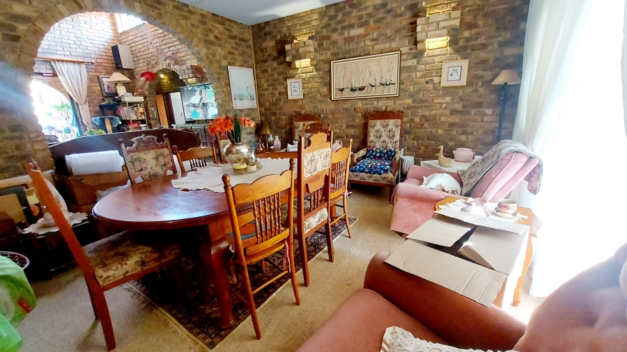 4 Bedroom Property for Sale in Monument Park Gauteng