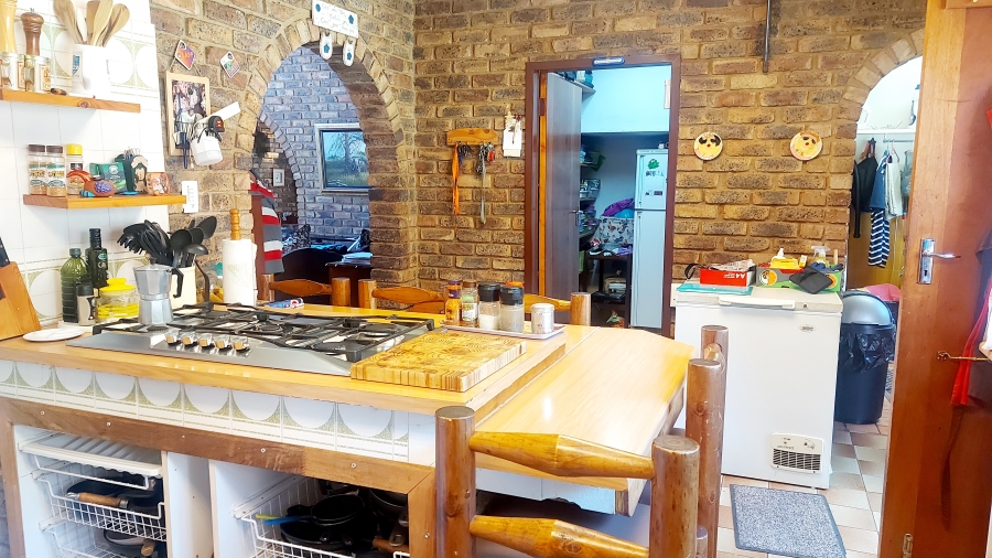 4 Bedroom Property for Sale in Monument Park Gauteng