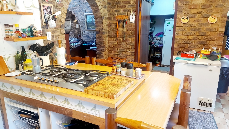 4 Bedroom Property for Sale in Monument Park Gauteng