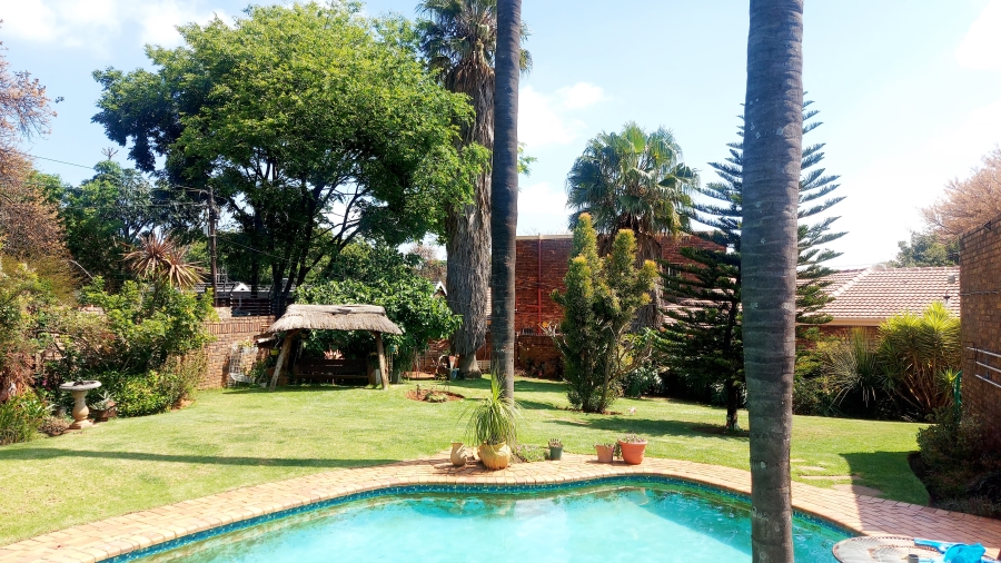 4 Bedroom Property for Sale in Monument Park Gauteng