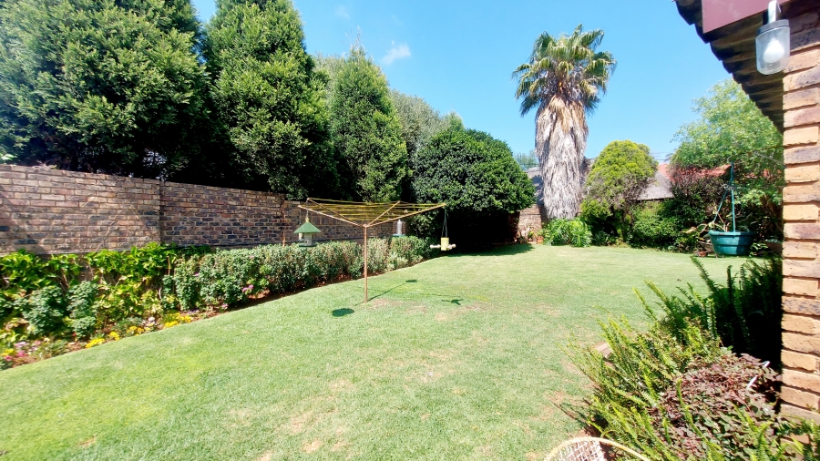 4 Bedroom Property for Sale in Monument Park Gauteng