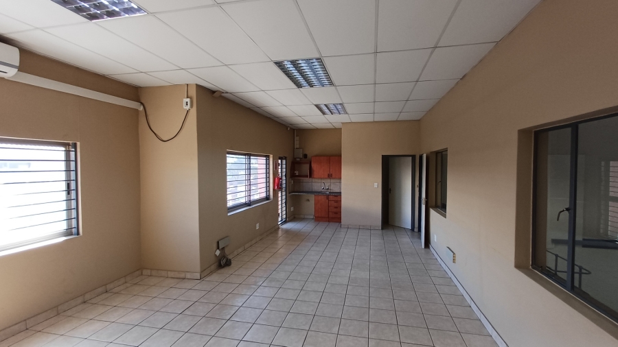 To Let Commercial Property for Rent in Hennopspark Gauteng