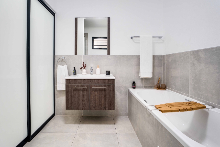 To Let 3 Bedroom Property for Rent in Noordhang Gauteng