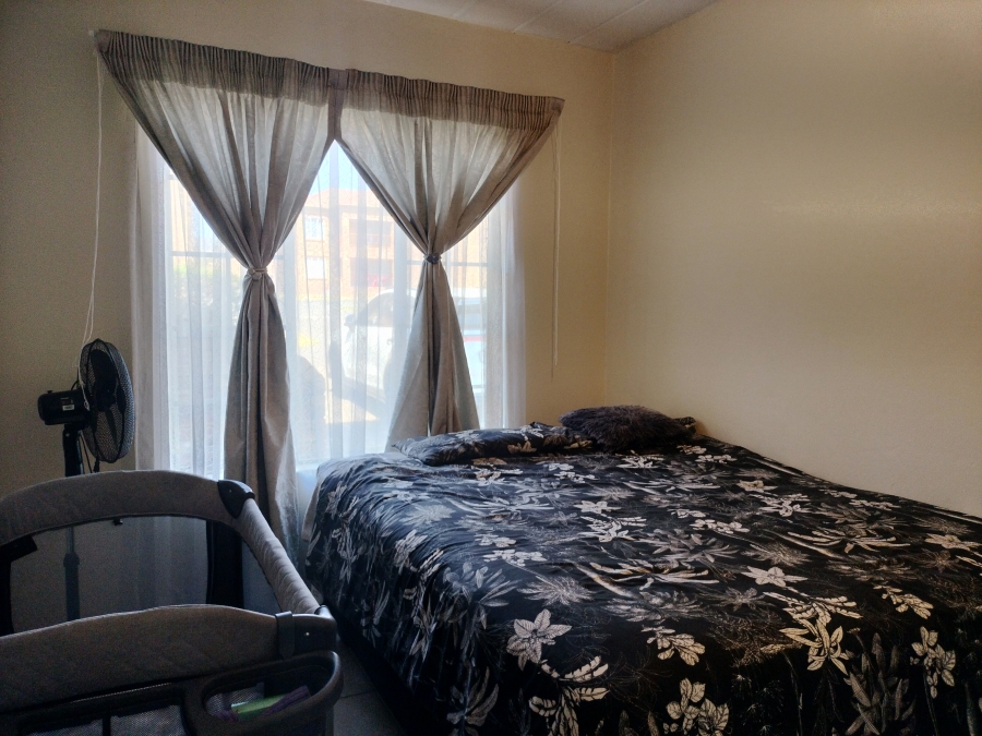2 Bedroom Property for Sale in Erand Gardens Gauteng