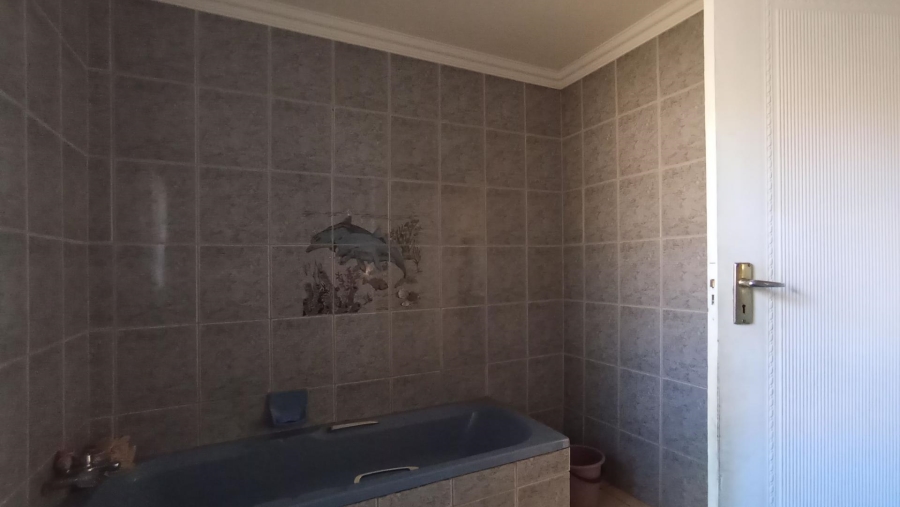 3 Bedroom Property for Sale in Highveld Gauteng