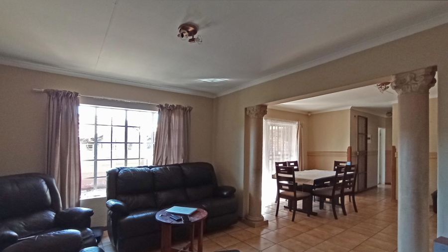 3 Bedroom Property for Sale in Highveld Gauteng