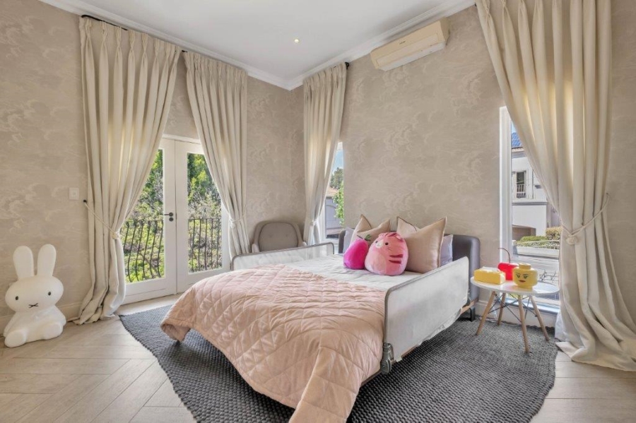 4 Bedroom Property for Sale in Atholl Gauteng
