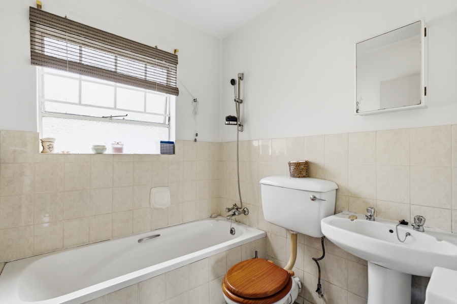 2 Bedroom Property for Sale in Bryanston Gauteng