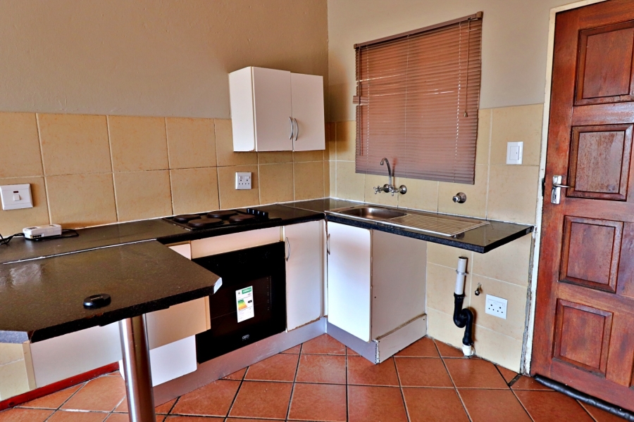 2 Bedroom Property for Sale in Terenure Gauteng