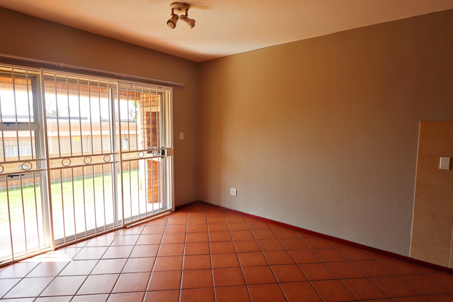 2 Bedroom Property for Sale in Terenure Gauteng