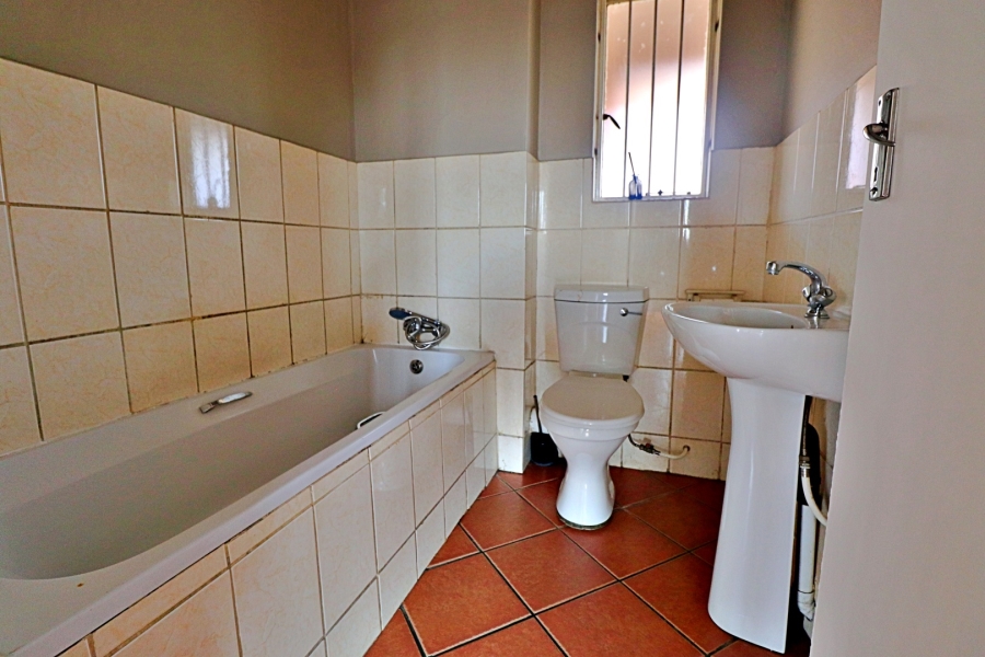 2 Bedroom Property for Sale in Terenure Gauteng