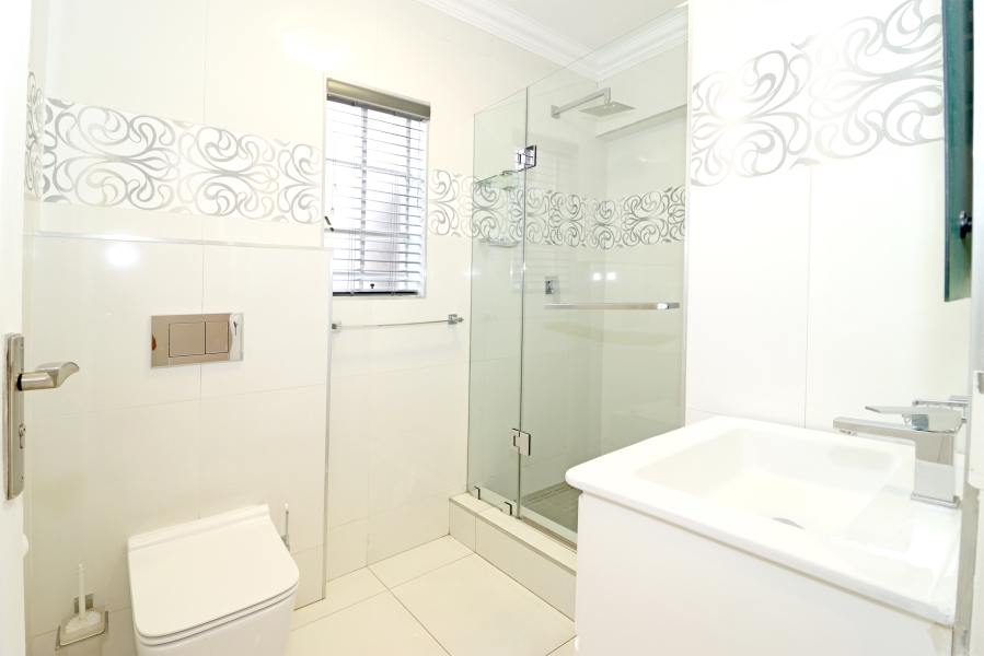 3 Bedroom Property for Sale in Robindale Gauteng