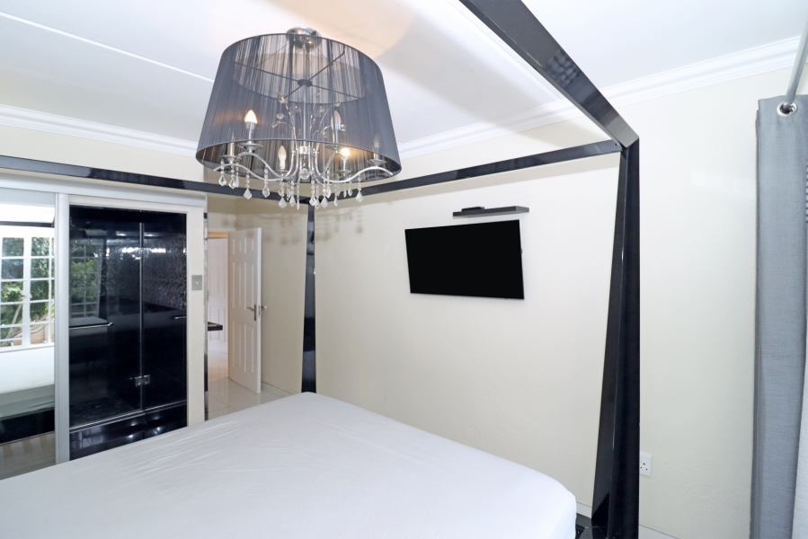 3 Bedroom Property for Sale in Robindale Gauteng