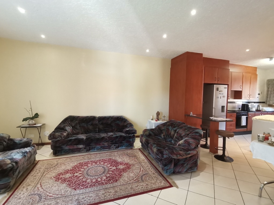 2 Bedroom Property for Sale in Liefde en Vrede Gauteng