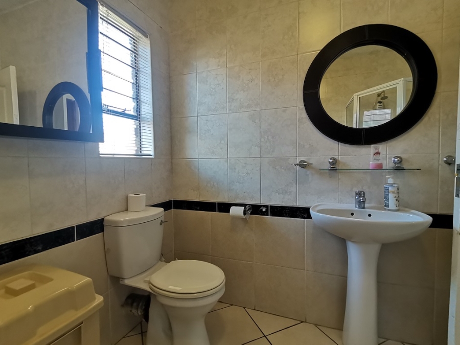 2 Bedroom Property for Sale in Liefde en Vrede Gauteng