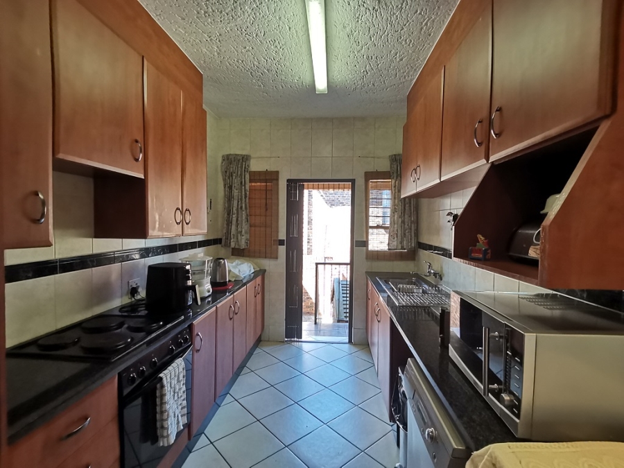 2 Bedroom Property for Sale in Liefde en Vrede Gauteng
