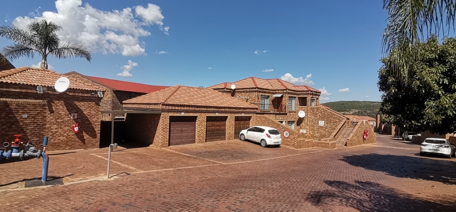 2 Bedroom Property for Sale in Liefde en Vrede Gauteng