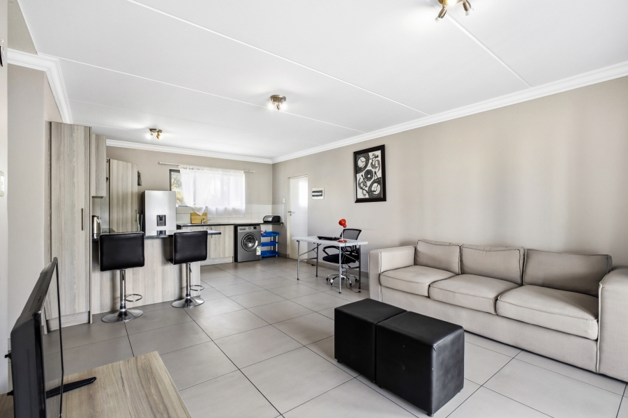 2 Bedroom Property for Sale in Broadacres Gauteng