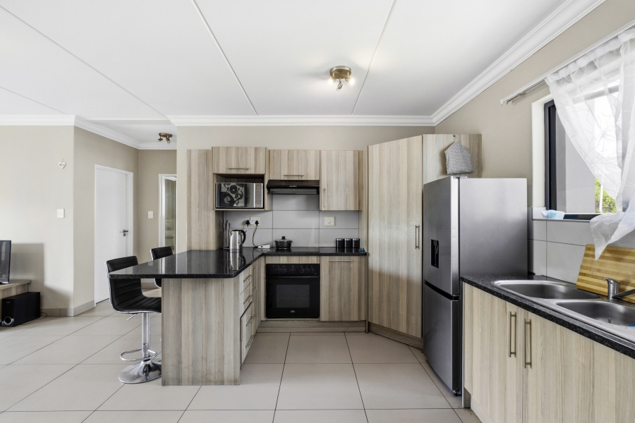 2 Bedroom Property for Sale in Broadacres Gauteng