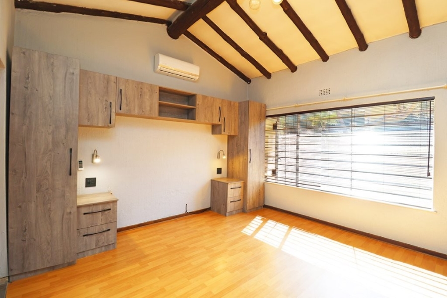 4 Bedroom Property for Sale in Weltevreden Park Gauteng