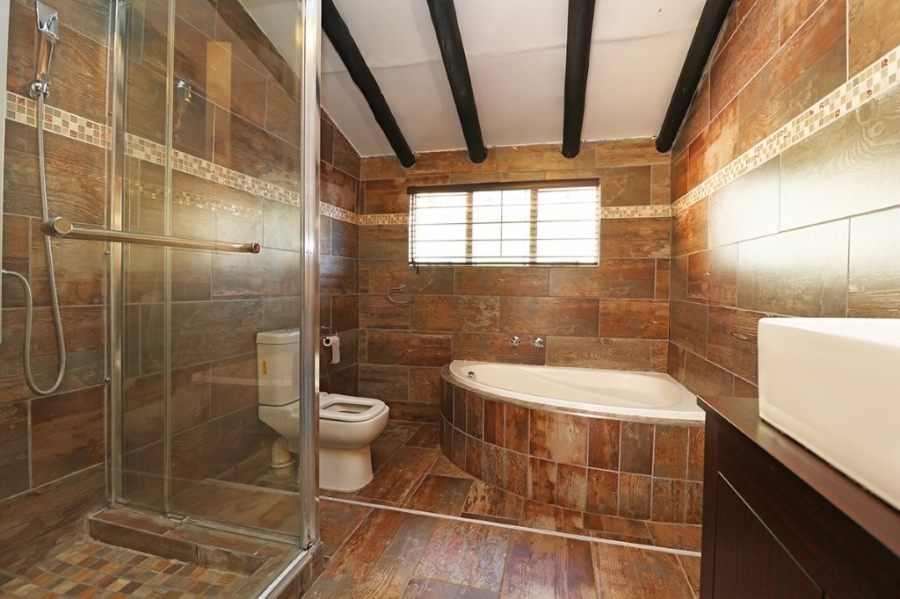 4 Bedroom Property for Sale in Weltevreden Park Gauteng