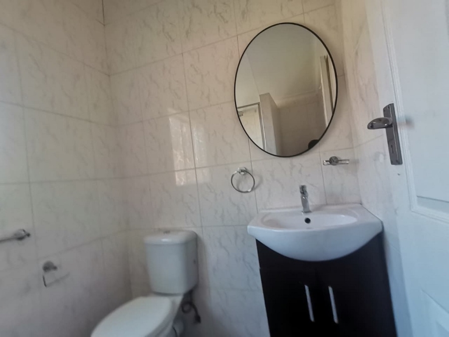 3 Bedroom Property for Sale in Bassonia Gauteng