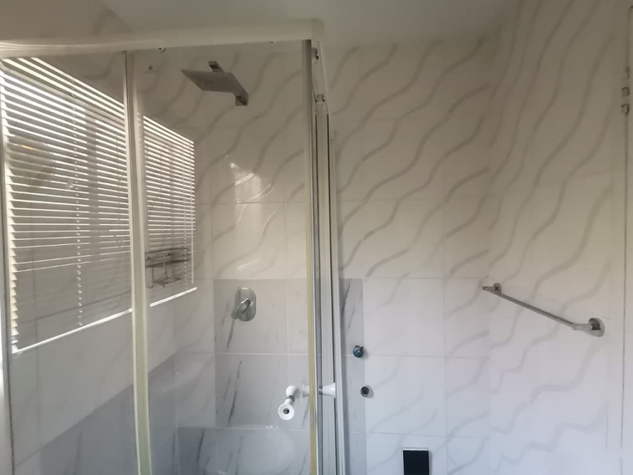 3 Bedroom Property for Sale in Bassonia Gauteng
