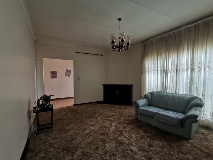 3 Bedroom Property for Sale in Tulisa Park Gauteng