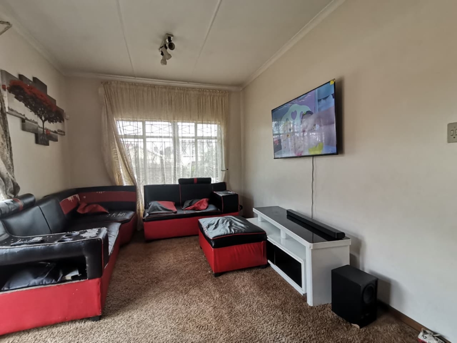 3 Bedroom Property for Sale in Tulisa Park Gauteng