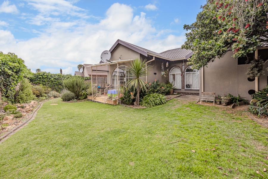 3 Bedroom Property for Sale in Groblerpark Gauteng