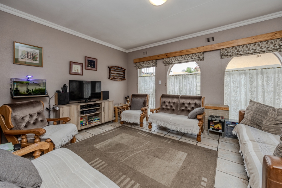3 Bedroom Property for Sale in Groblerpark Gauteng