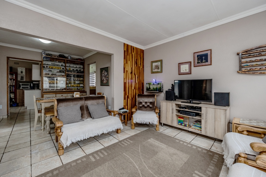 3 Bedroom Property for Sale in Groblerpark Gauteng