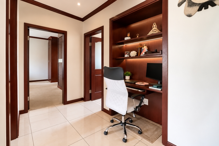 2 Bedroom Property for Sale in Carlswald Gauteng