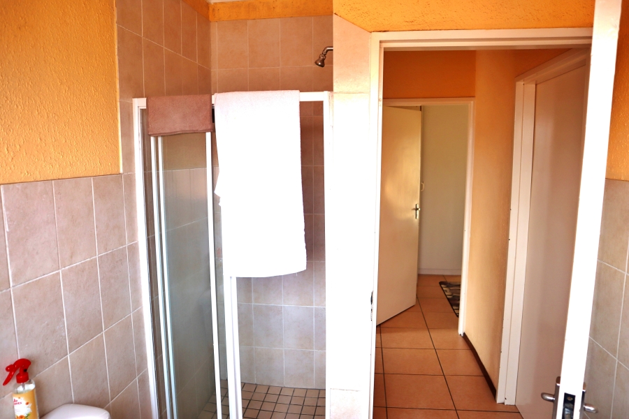 2 Bedroom Property for Sale in Edleen Gauteng