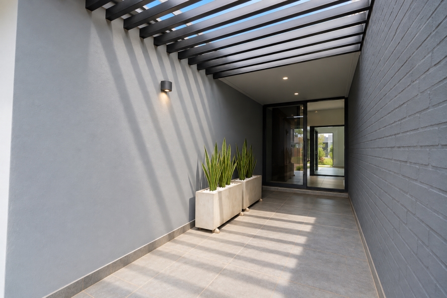 5 Bedroom Property for Sale in Midstream Estate Gauteng