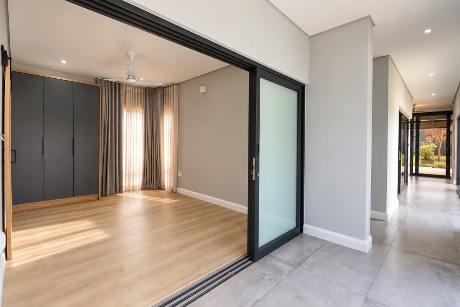 5 Bedroom Property for Sale in Midstream Estate Gauteng