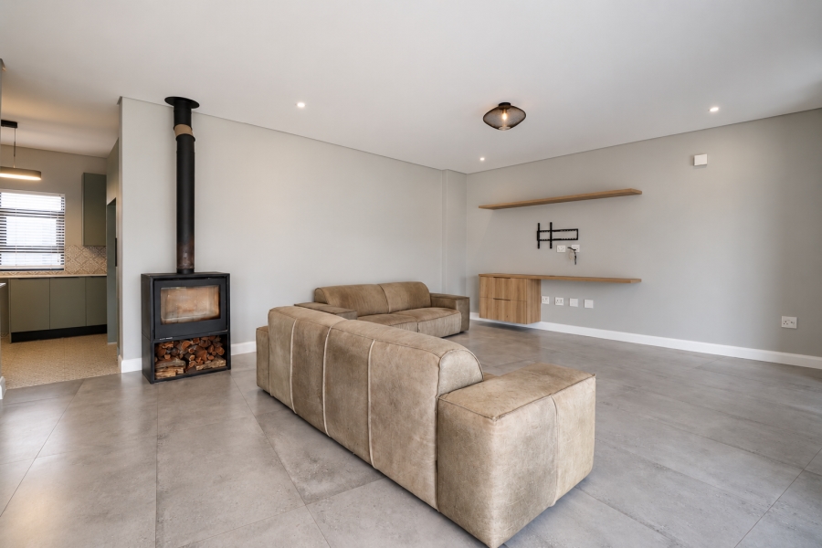 5 Bedroom Property for Sale in Midstream Estate Gauteng