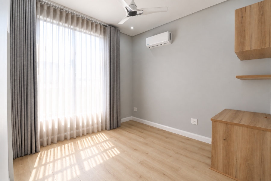 5 Bedroom Property for Sale in Midstream Estate Gauteng