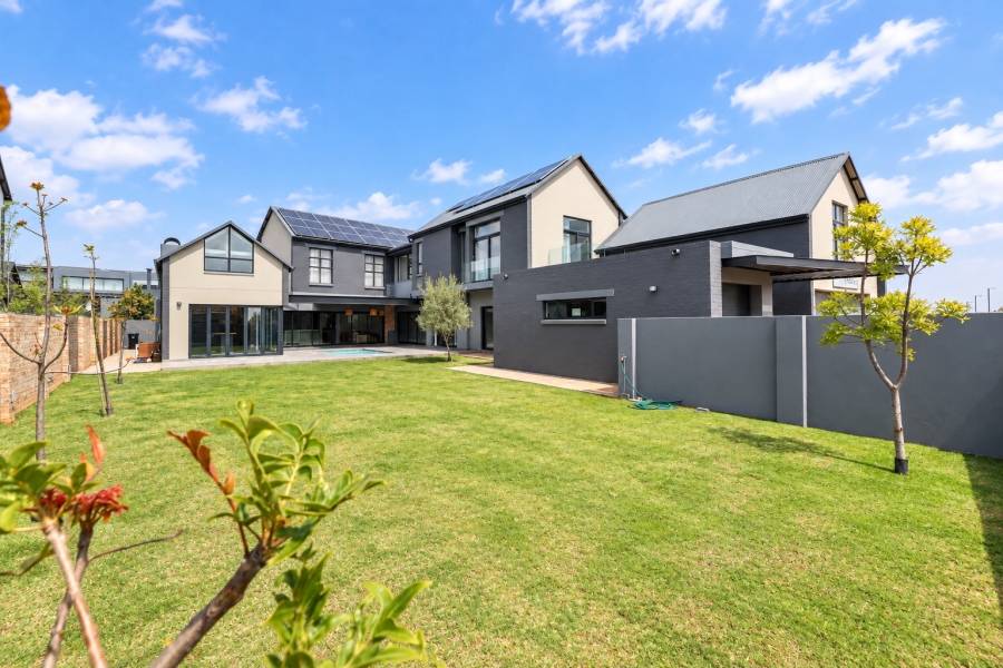 5 Bedroom Property for Sale in Midstream Estate Gauteng