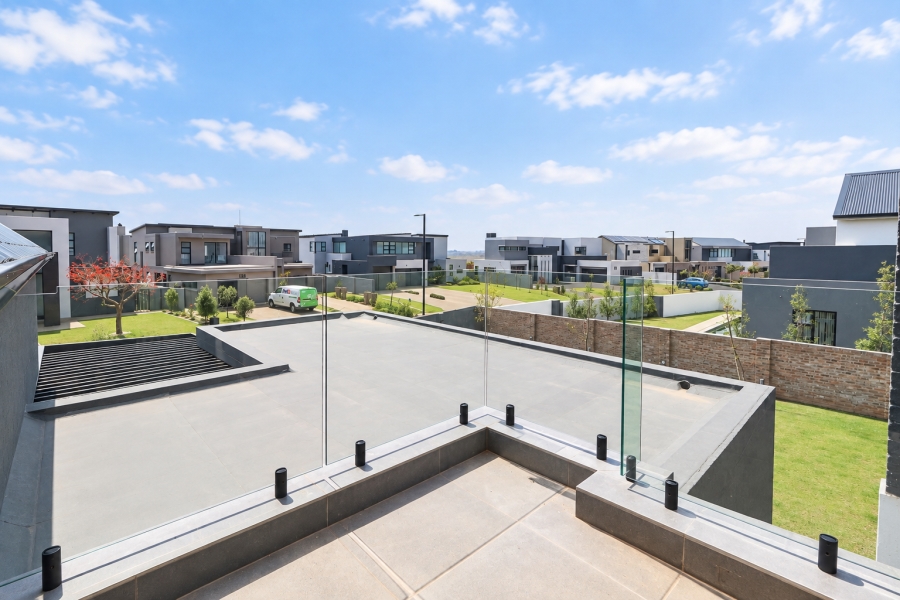 5 Bedroom Property for Sale in Midstream Estate Gauteng