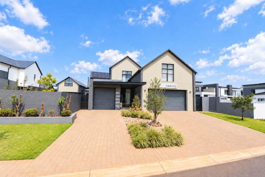 5 Bedroom Property for Sale in Midstream Estate Gauteng
