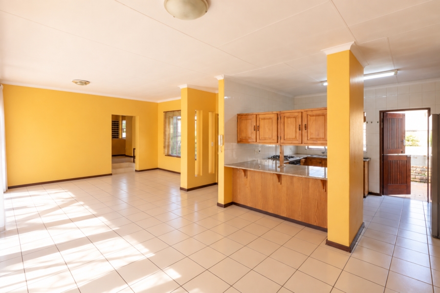 3 Bedroom Property for Sale in Vorna Valley Gauteng