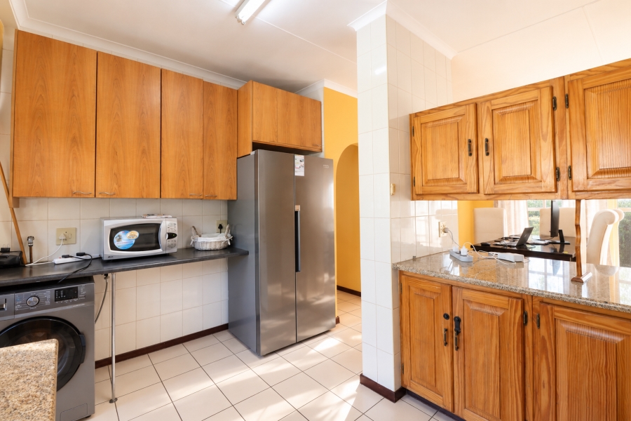 3 Bedroom Property for Sale in Vorna Valley Gauteng